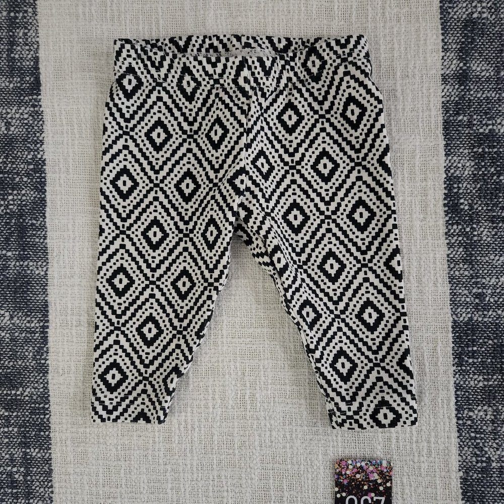 Carters Black and White Pants (up to 6 months)
